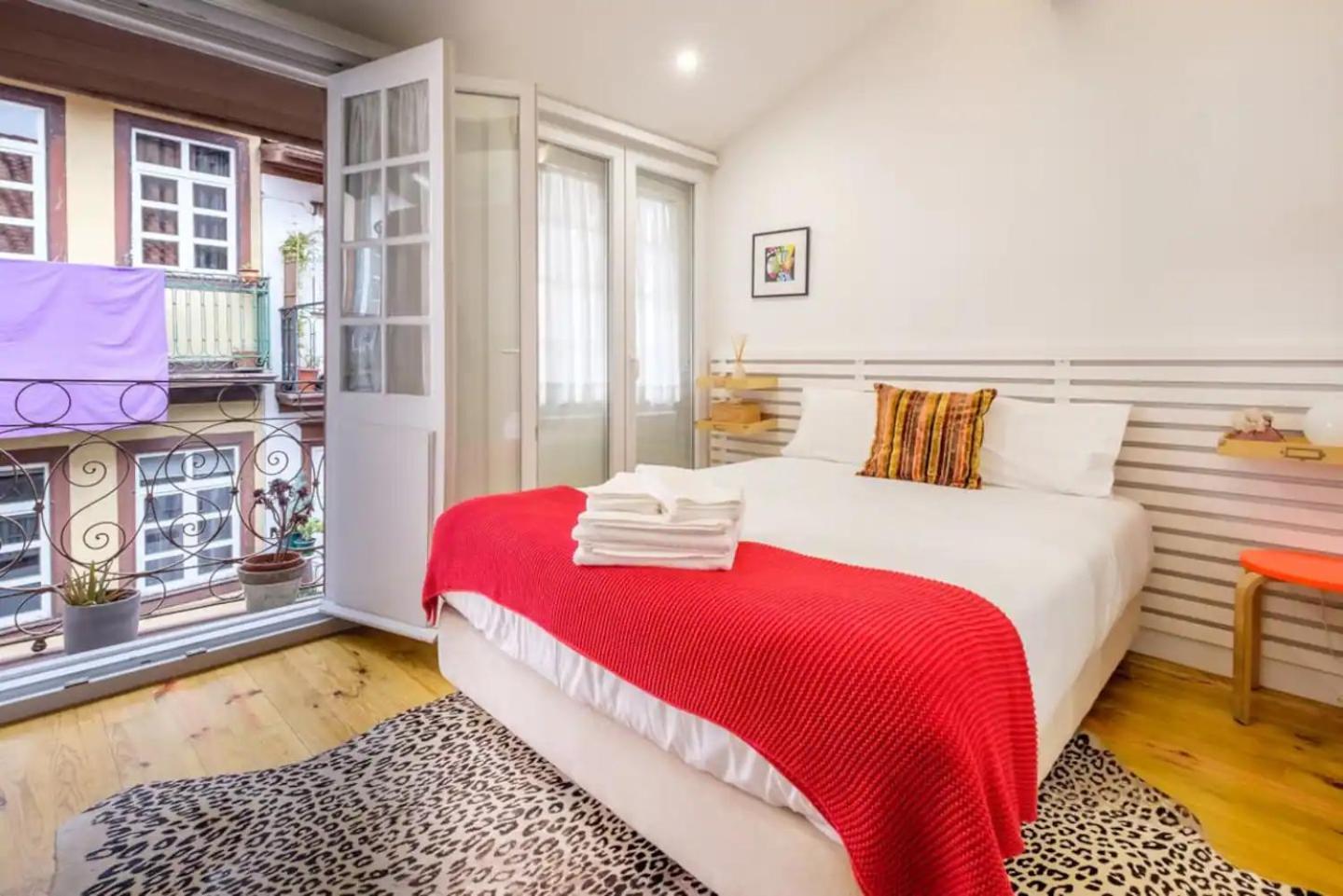 Casa Velhinha - Design, Culture And Comfort In Guimarães