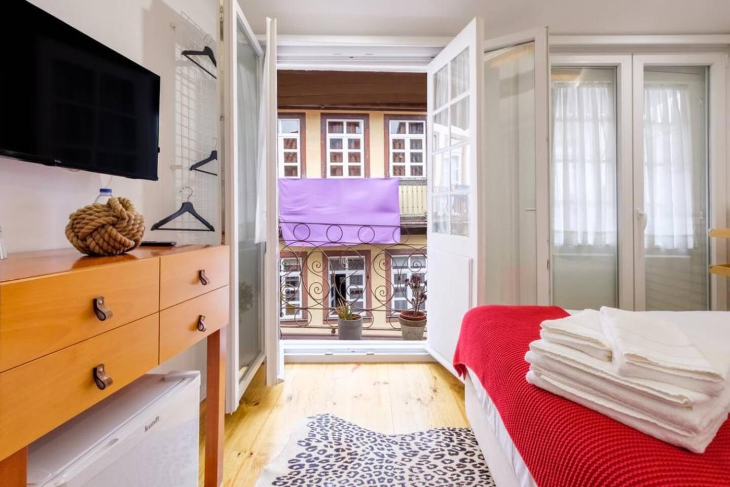 Casa Velhinha - Design, Culture And Comfort In Appartement Guimarães